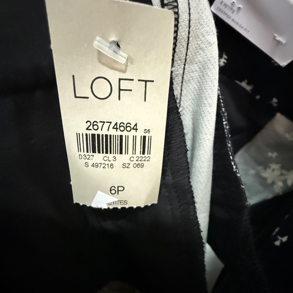 LOFT Riviera Marisa Floral Cropped Pants Black White Size 6P NWT - Picture 7 of 12